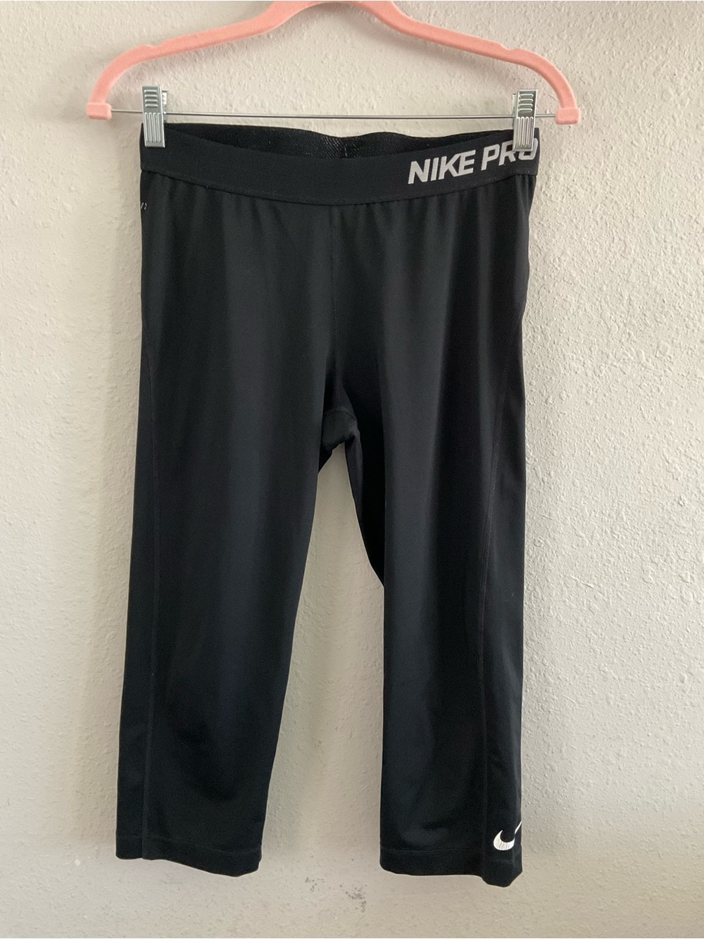 Nike Black Performance Capri Leggings